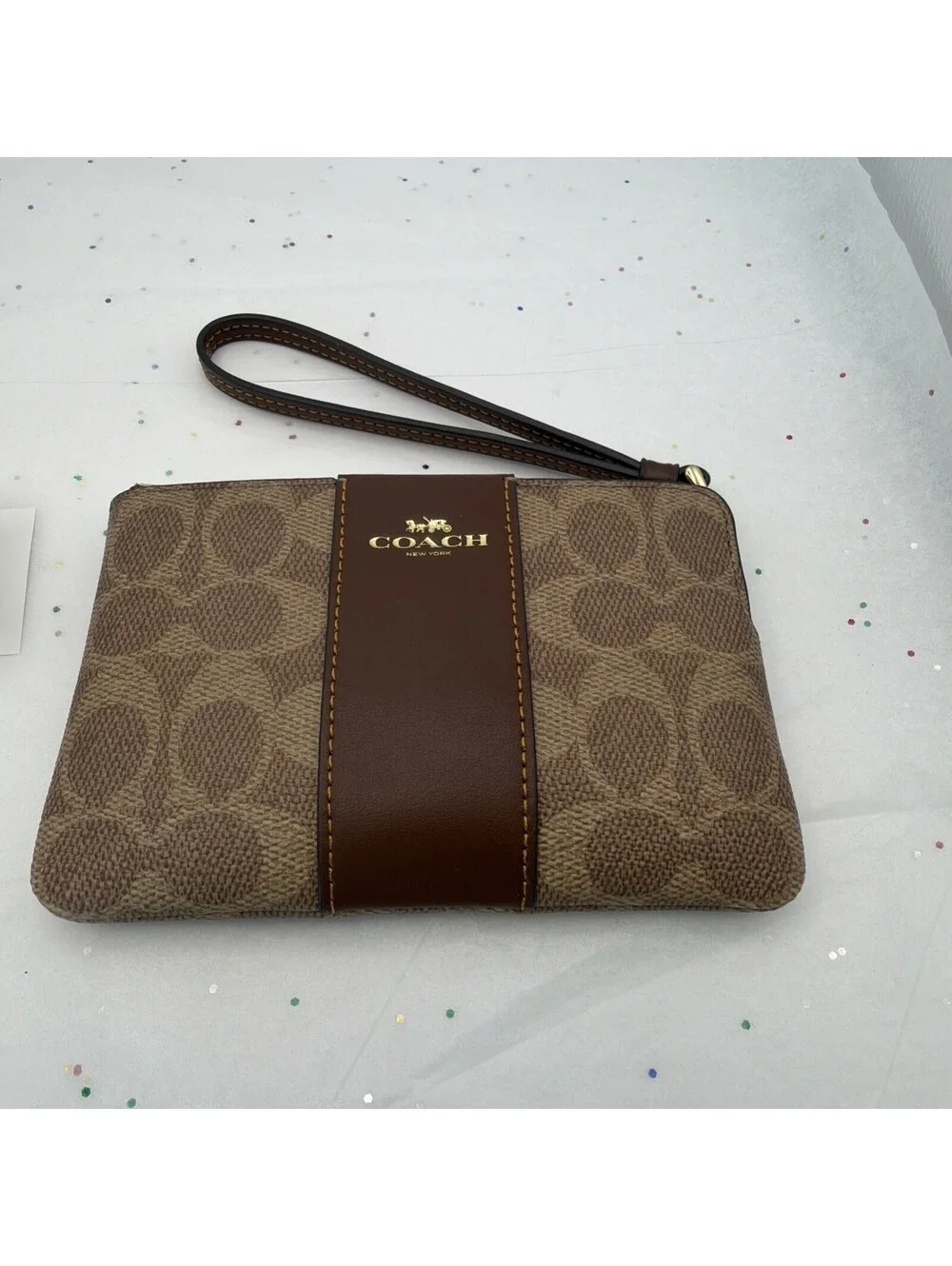 Coach Corner Zip Wristlet Signature Canvas Stripe Tan Brown NWT CW854 Wallet